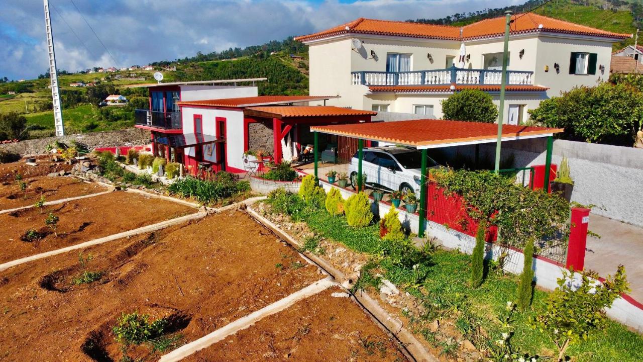 Villa Victoria Tiny Stone House Ponta do Pargo Esterno foto