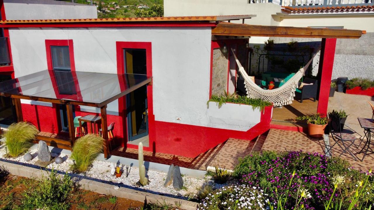 Villa Victoria Tiny Stone House Ponta do Pargo Esterno foto