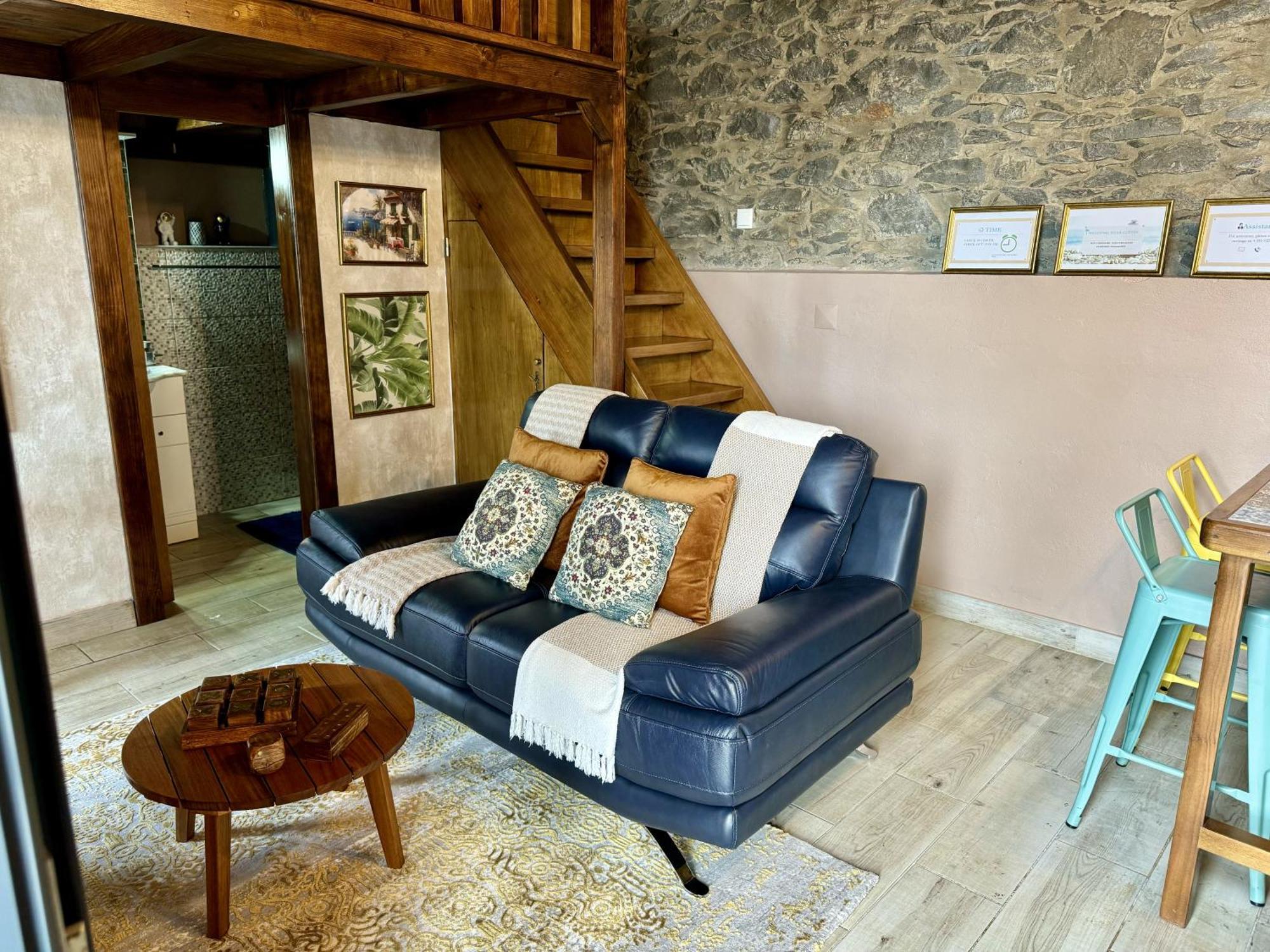 Villa Victoria Tiny Stone House Ponta do Pargo Esterno foto